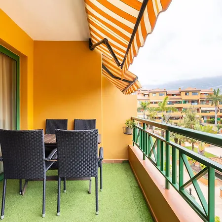 Home2book Cozy Terrace With Pool Views Lejlighed